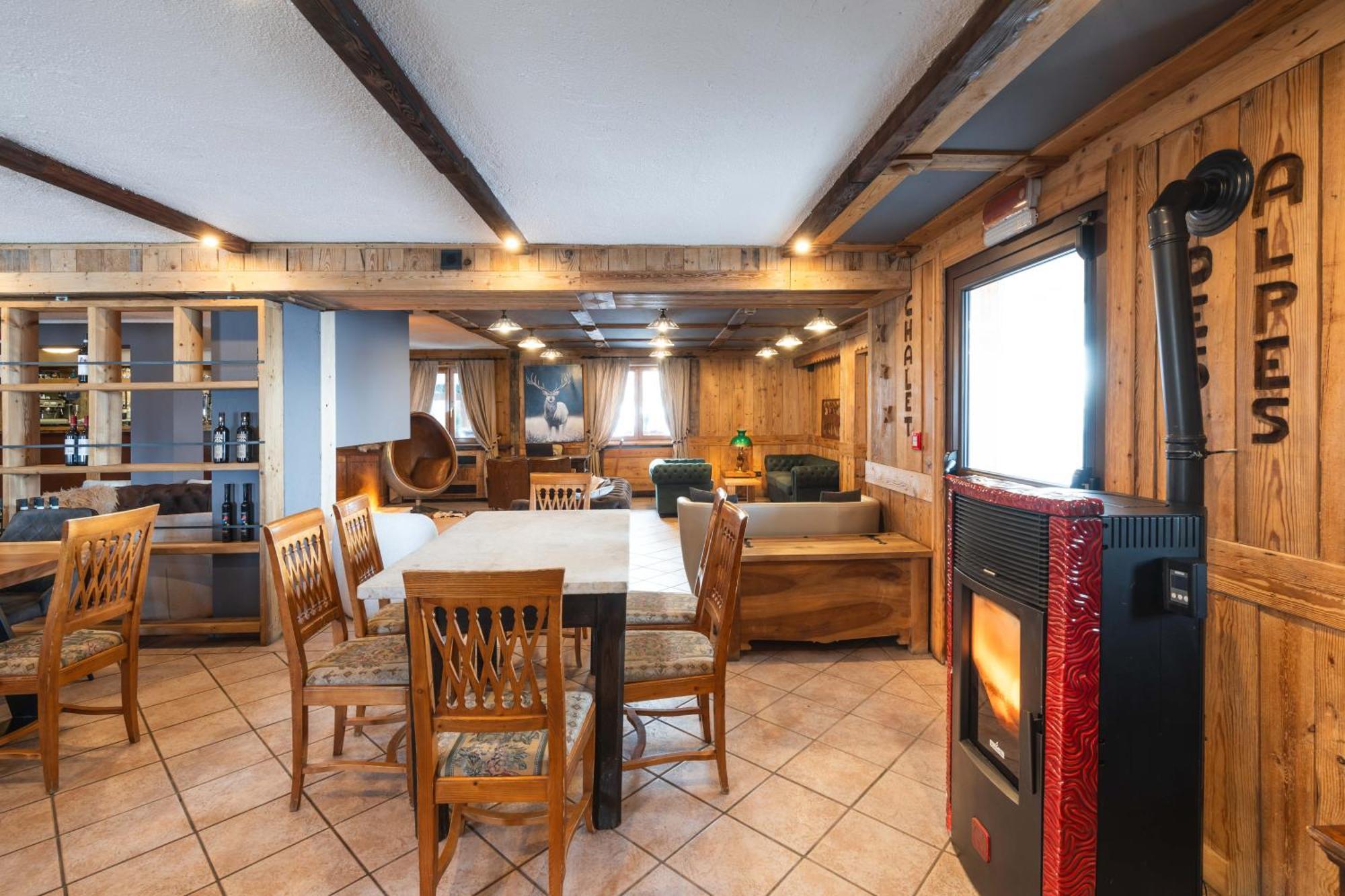 Chalet Des Alpes Грессан Экстерьер фото