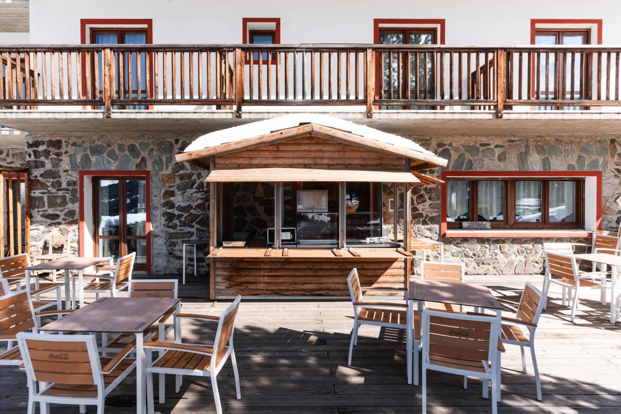 Chalet Des Alpes Грессан Экстерьер фото